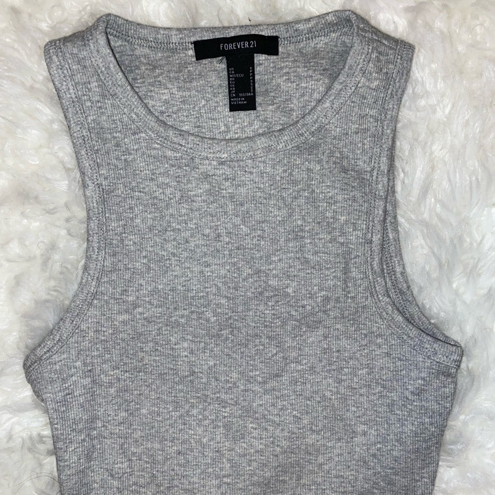 forever 21 tank size small